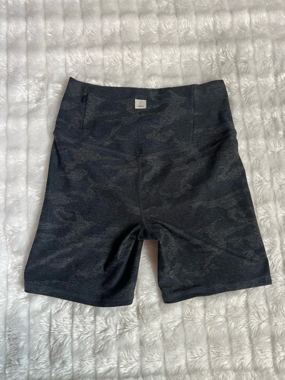 Vuori breathable black